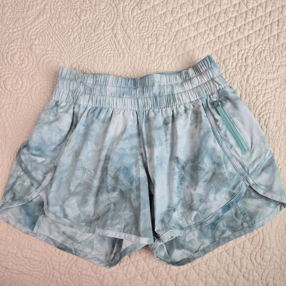 lululemon athletica Pants - Lululemon Tracker Short V 4” Size 6 Diamond Dye White Wash Marsh Green Swift